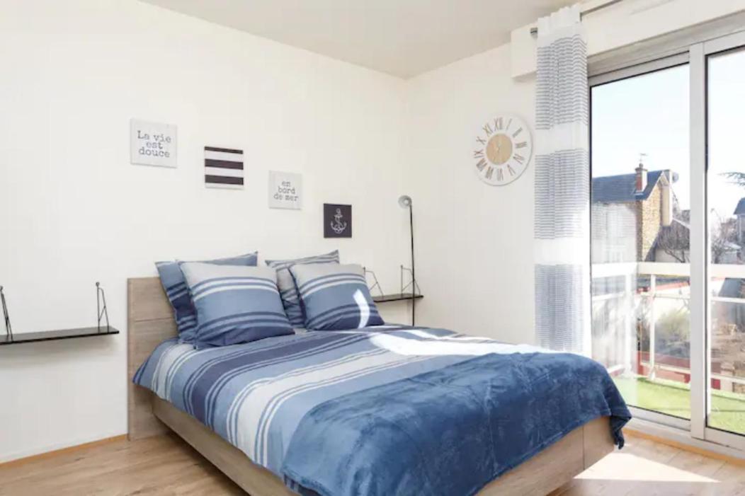 Appartement Cozy : 10/15 Min Des Champs Elysee Sartrouville Kültér fotó
